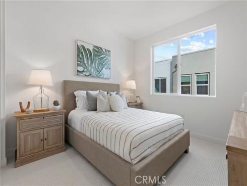 617 S Lyon Street, Santa Ana, CA