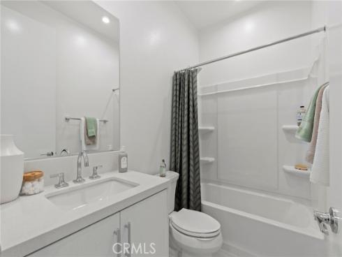 617 S Lyon Street, Santa Ana, CA