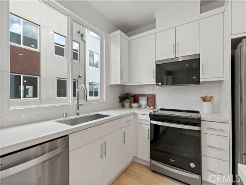 617 S Lyon Street, Santa Ana, CA