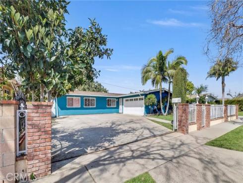 2042 S Spruce   Street, Santa Ana, CA