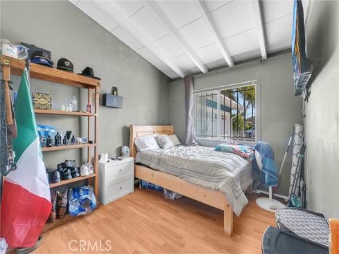 2042 S Spruce   Street, Santa Ana, CA