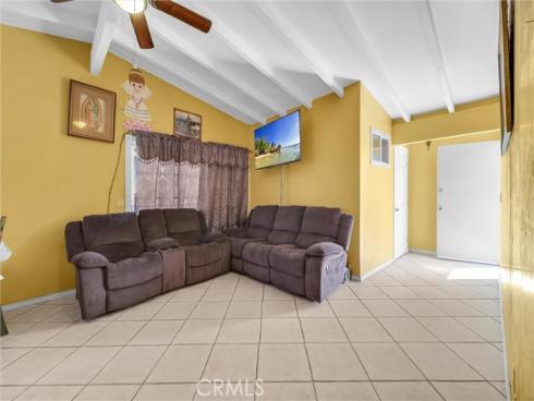 2042 S Spruce   Street, Santa Ana, CA