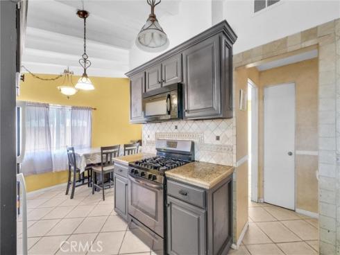 2042 S Spruce   Street, Santa Ana, CA