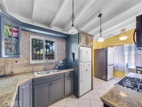 2042 S Spruce   Street, Santa Ana, CA