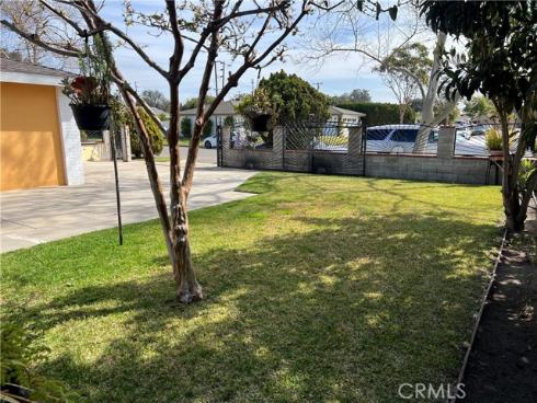 1118 S Shawnee Drive, Santa Ana, CA