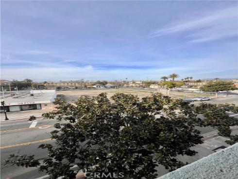 450 E 4th  304  Street, Santa Ana, CA