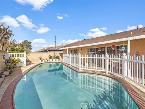 1410 Grovemont Street, Santa Ana, CA