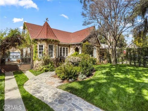 1330 S Broadway , Santa Ana, CA