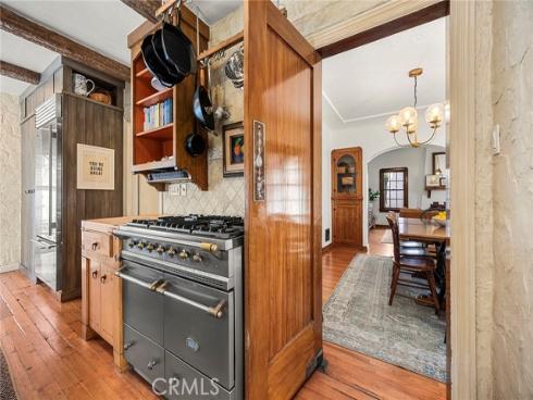 1330 S Broadway , Santa Ana, CA