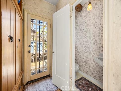 1330 S Broadway , Santa Ana, CA