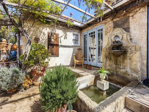 1330 S Broadway , Santa Ana, CA