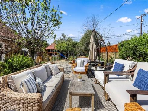 1330 S Broadway , Santa Ana, CA