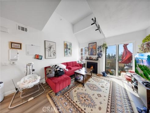 450 E 4th 445 Street, Santa Ana, CA