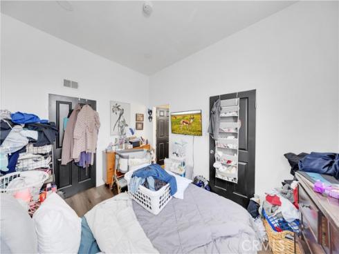 450 E 4th 445 Street, Santa Ana, CA