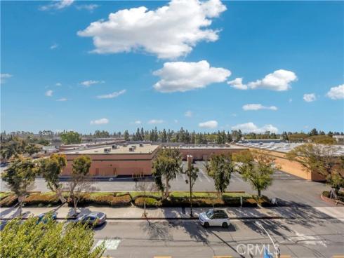 450 E 4th 445 Street, Santa Ana, CA