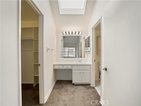 2512 W Macarthur B Boulevard, Santa Ana, CA