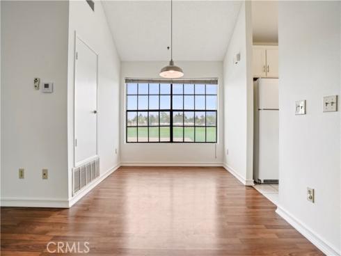 2512 W Macarthur B Boulevard, Santa Ana, CA