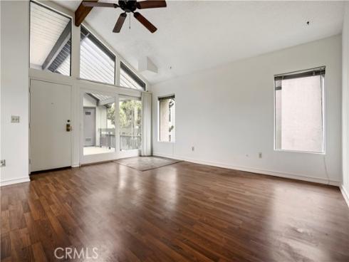 2512 W Macarthur B Boulevard, Santa Ana, CA