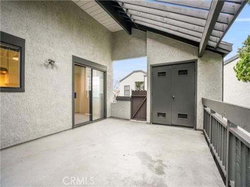 2512 W Macarthur B Boulevard, Santa Ana, CA