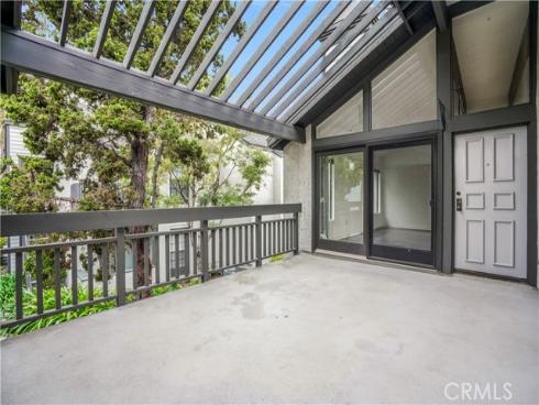 2512 W Macarthur B Boulevard, Santa Ana, CA
