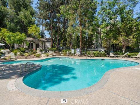 2512 W Macarthur B Boulevard, Santa Ana, CA