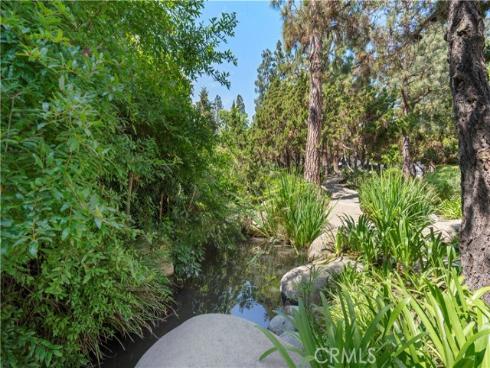 2512 W Macarthur B Boulevard, Santa Ana, CA