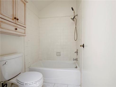 2512 W Macarthur B Boulevard, Santa Ana, CA