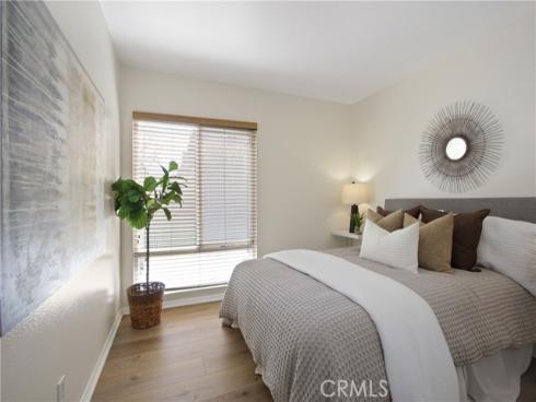 1001 W Stevens 129 Avenue, Santa Ana, CA