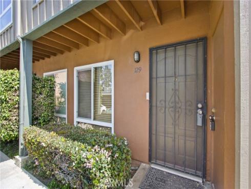 1001 W Stevens 129 Avenue, Santa Ana, CA