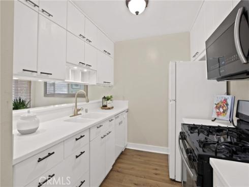 1001 W Stevens 129 Avenue, Santa Ana, CA