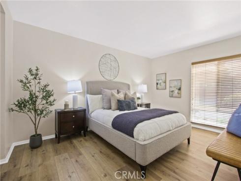 1001 W Stevens 129 Avenue, Santa Ana, CA