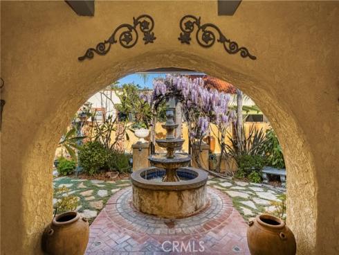 433 W Santa Clara Avenue, Santa Ana, CA