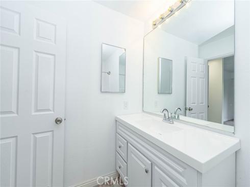 700 W 3rd B102 Street, Santa Ana, CA