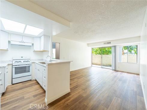 700 W 3rd B102 Street, Santa Ana, CA