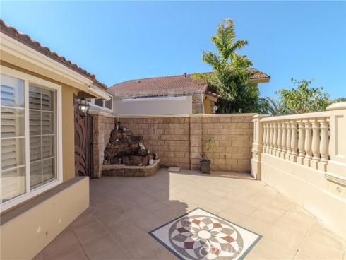 2901 S Griset Place, Santa Ana, CA