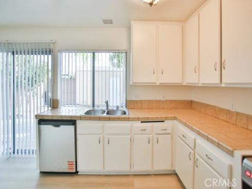 240 Carriage D Drive, Santa Ana, CA