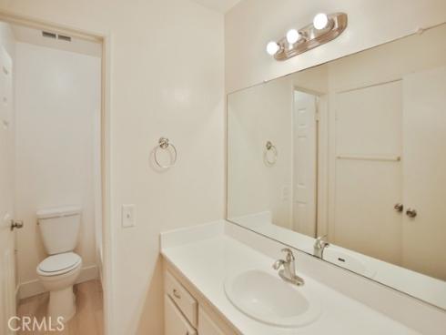 240 Carriage D Drive, Santa Ana, CA