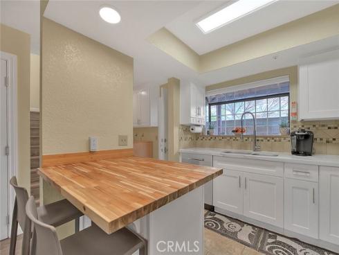 4018 W 5th J Street, Santa Ana, CA