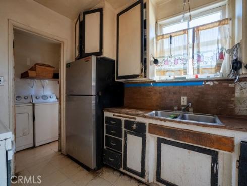 1119  Magnolia   Avenue, Santa Ana, CA