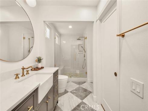 1927 E Fruit Street, Santa Ana, CA