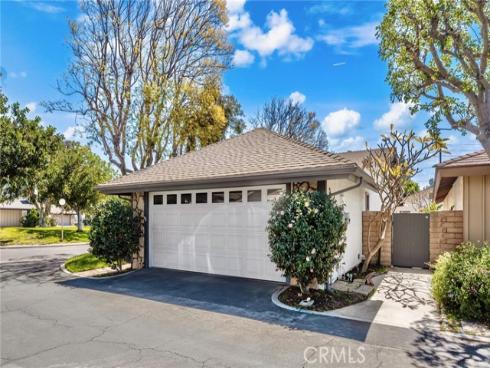 1927 E Fruit Street, Santa Ana, CA