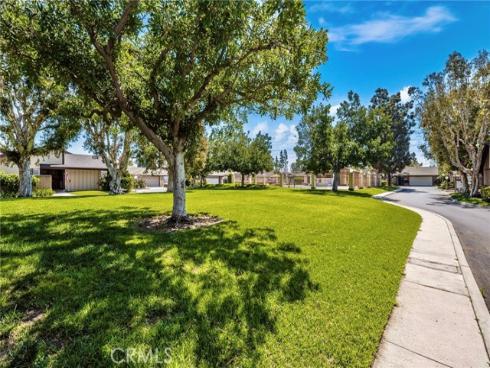 1927 E Fruit   Street, Santa Ana, CA