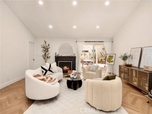 1927 E Fruit Street, Santa Ana, CA