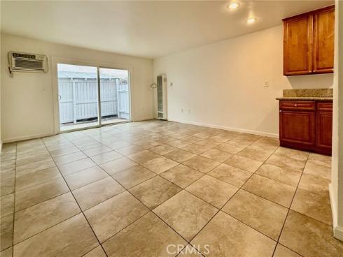 1001 E Grant D3 Street, Santa Ana, CA