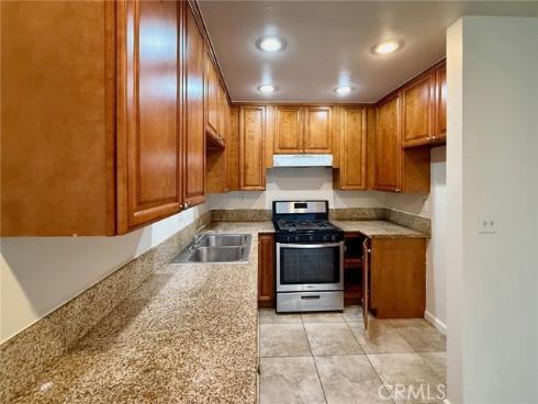 1001 E Grant D3 Street, Santa Ana, CA