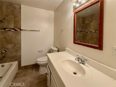 1001 E Grant D3 Street, Santa Ana, CA