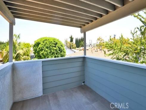 822 E Borchard Avenue, Santa Ana, CA