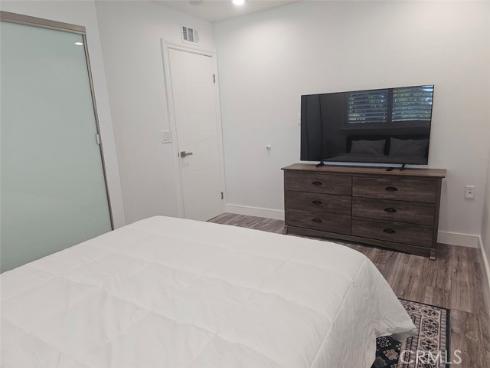 822 E Borchard Avenue, Santa Ana, CA