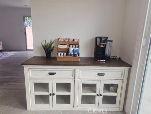 822 E Borchard Avenue, Santa Ana, CA