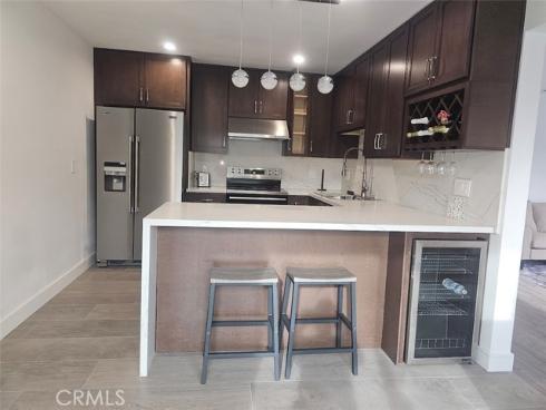 822 E Borchard Avenue, Santa Ana, CA